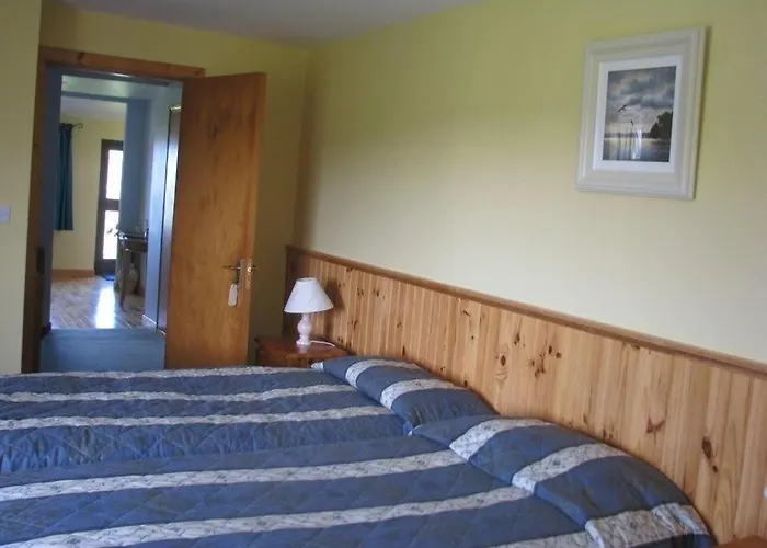 Decourcey's Hazelbrook Farmhouse Couette-café 3*
